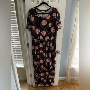 Reb & J. Floral Maxi Dress with pockets